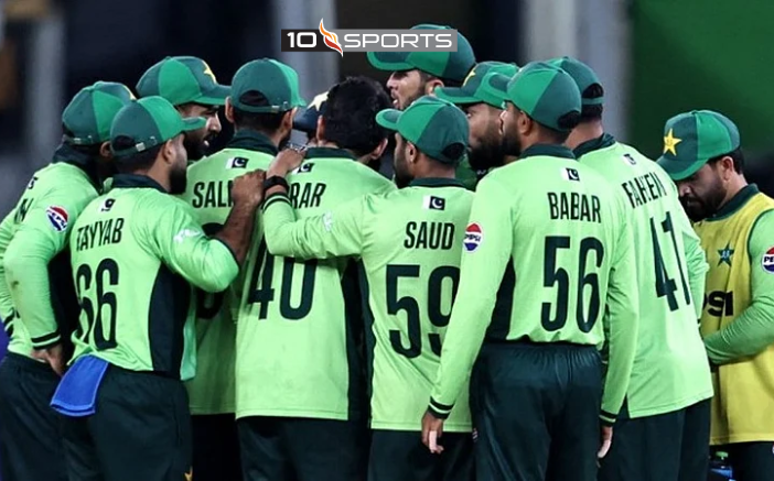 Pakistan Cricket Erupts Over Touring Squads